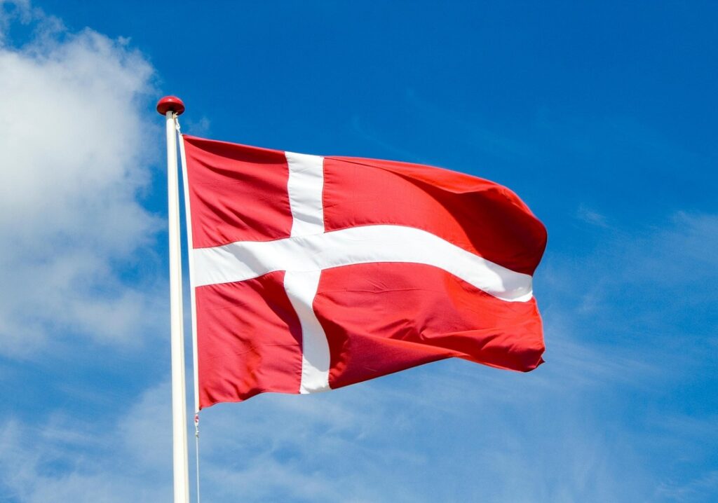 Is the Danish flag worlds Oldest